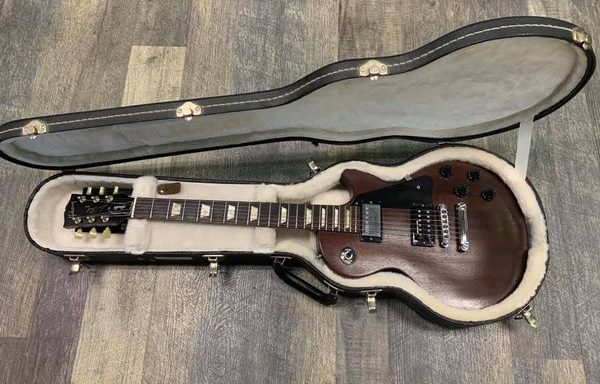 Gibson Mahogany Electric Guitar